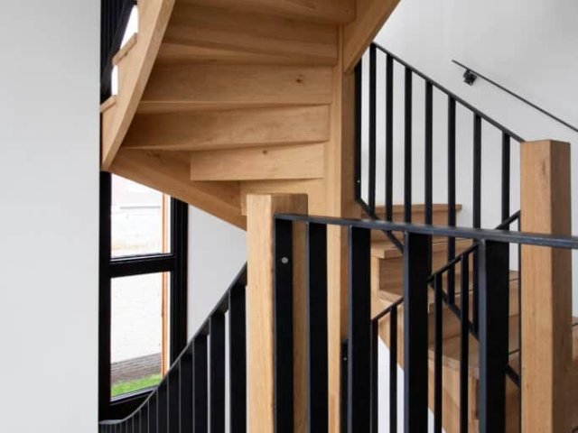 Moderne trap modern eiken