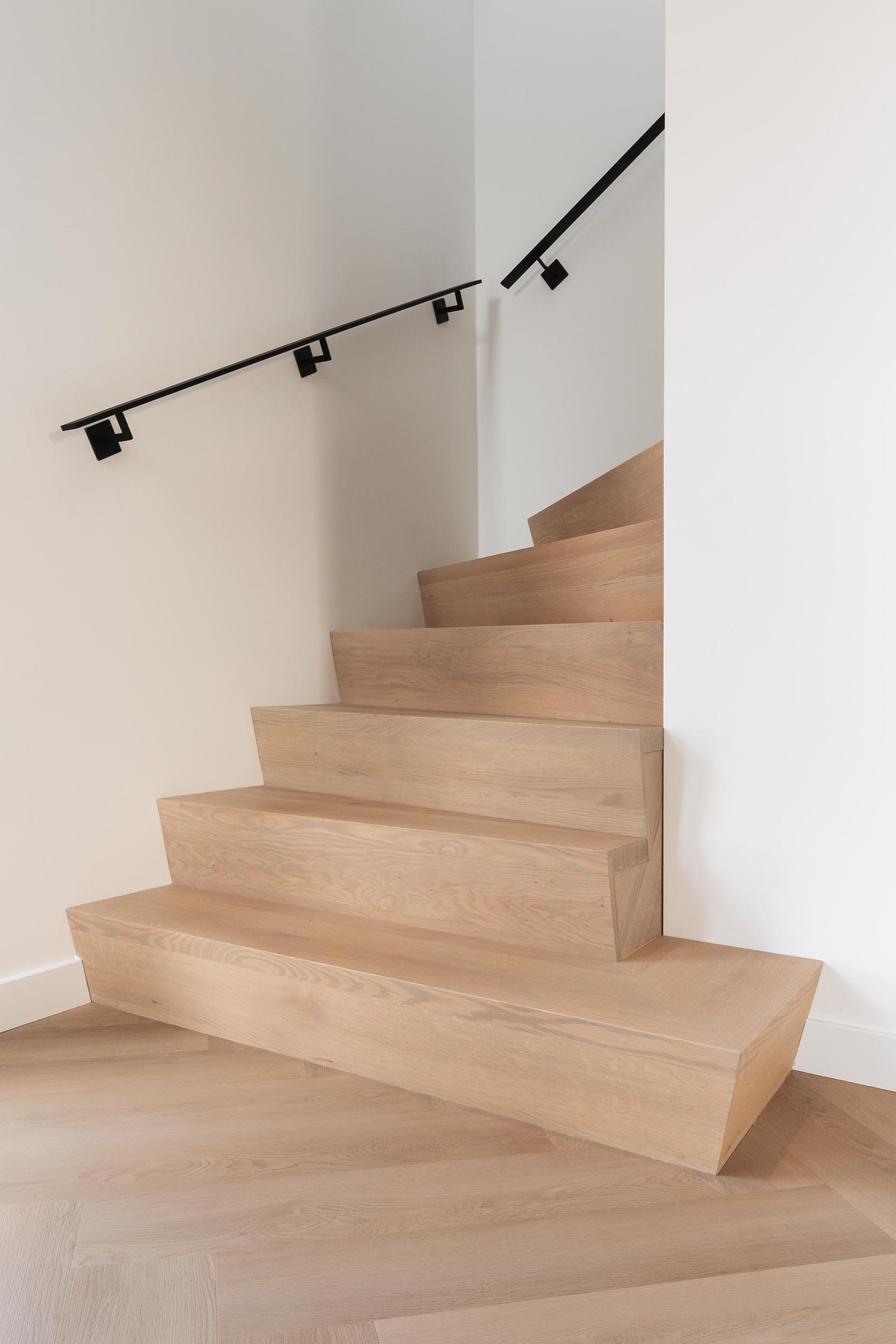 Strakke Z-trap 00001 Strakke Z-trap